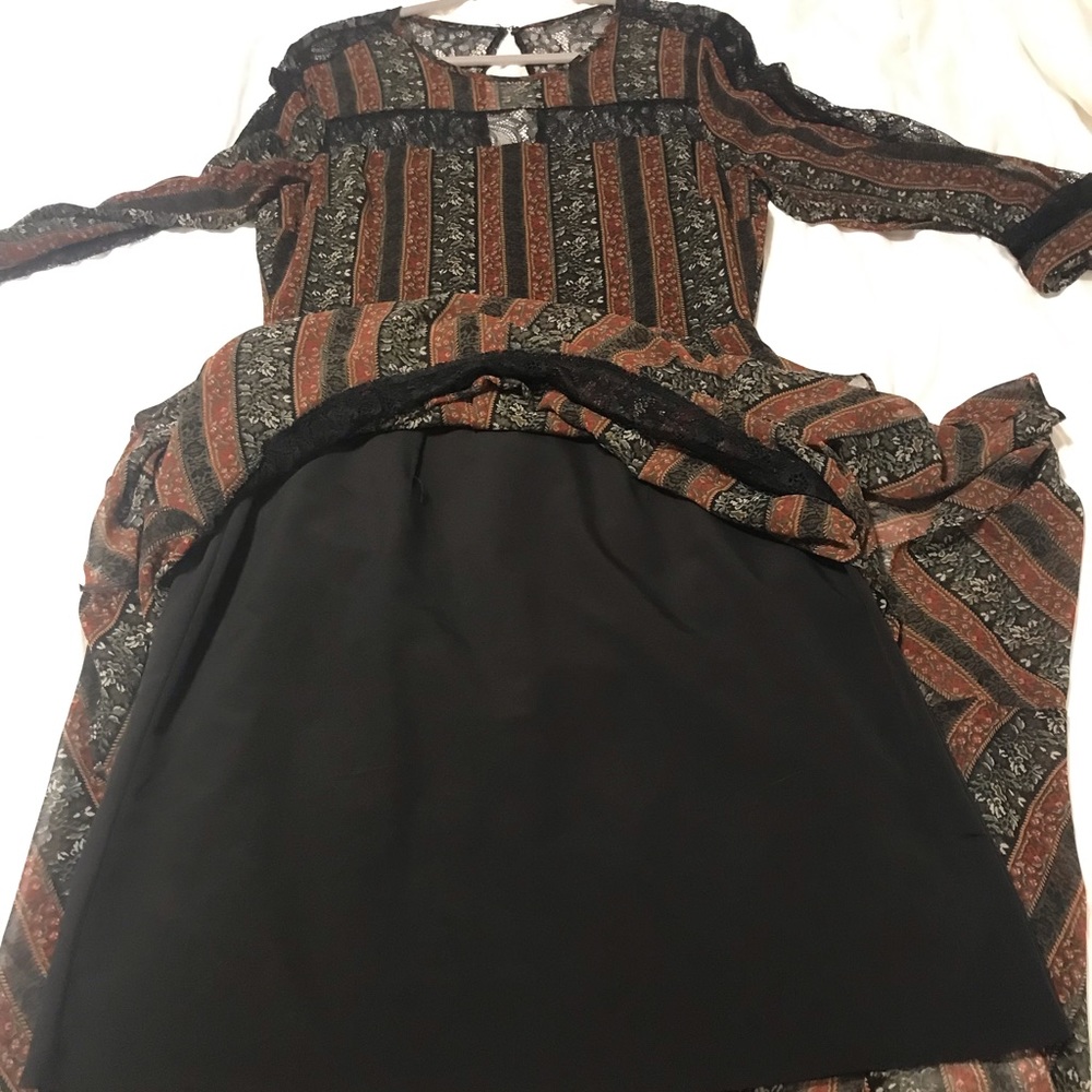BCBGeneration Size 12 Black/Brown Lace